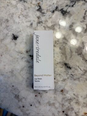 jane iredale Beyond Matte Lip Stain